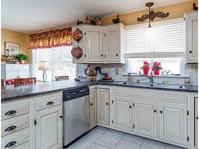 400 Varnum Dr, East Greenwich, RI 02818 - photo 7