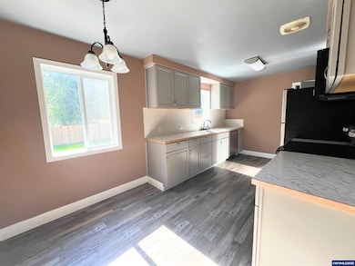 430 Chemawa Rd N, Keizer, OR 97303 - photo 7