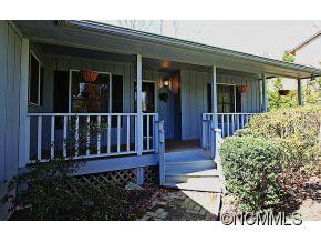 Delightful front porch