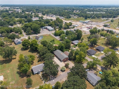 701 S Ada St, Muldrow, OK 74948 - photo 4