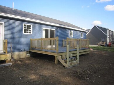 18 Carol Ct, Suncook, NH 03275 - photo 4