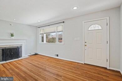 5916 85th Ave, New Carrollton, MD 20784 - photo 3