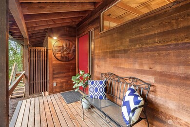 9200 SE 68th St, Mercer Island, WA 98040 - photo 3