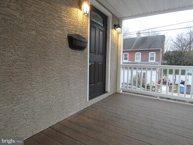 21 4th St, Brookhaven, PA 19015 - photo 3