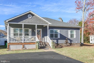 21 10th St, Colonial Beach, VA 22443 - photo 2