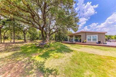 901 Harmony Cir, Weatherford, TX 76087 - photo 3