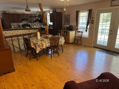 18510 Keifel Rd, Laurelville, OH 43135 - photo 4