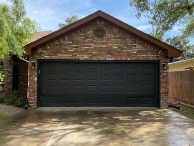 513 W 11th St, Weslaco, TX 78596 - photo 5