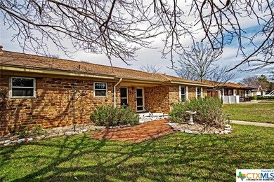 1226 Craig St, Copperas Cove, TX 76522 - photo 2