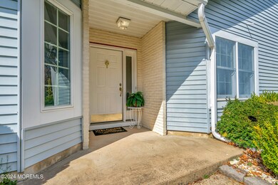 1606 Sweetbay Dr, Toms River, NJ 08755 - photo 6