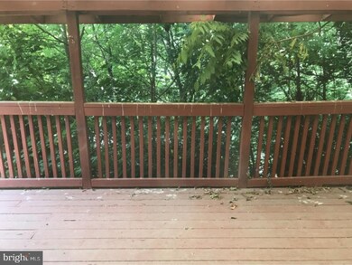 220 N Greenwood St, Tamaqua, PA 18252 - photo 5