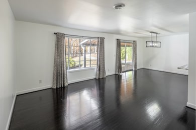 404 Yates St, South Boston, VA 24592 - photo 7