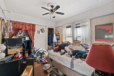 1st fl Bedroom 1