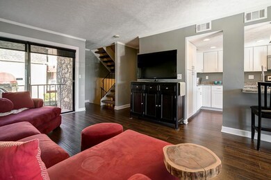 1214_Ashland_Ave-12