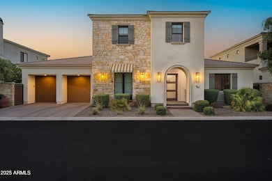 3912 E Crittenden Ln, Phoenix, AZ 85018 - photo 2