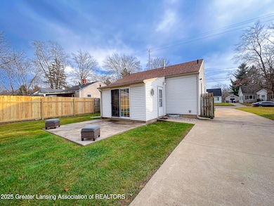 40 Shellenberger Ave, Battle Creek, MI 49037 - photo 4