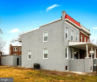 2802 Ridgewood Ave, Baltimore, MD 21215 - photo 2