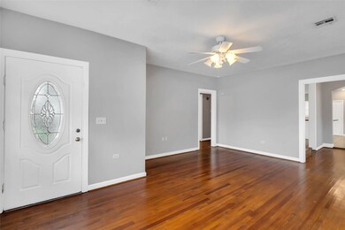 1126 Jerome St, Houston, TX 77009 - photo 5