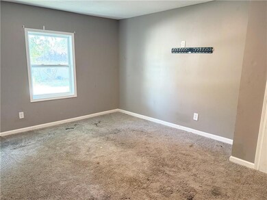 716 10th St, Osawatomie, KS 66064 - photo 7