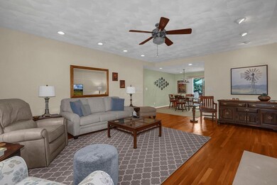 966 Greenridge Rd, Columbus, OH 43235 - photo 4