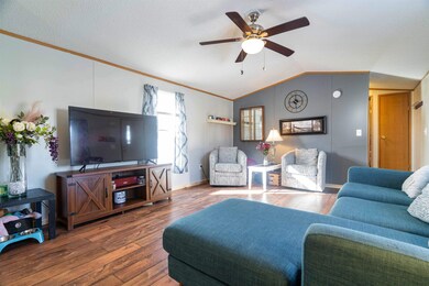 9 S Emperor Dr, Concord, NH 03303 - photo 4