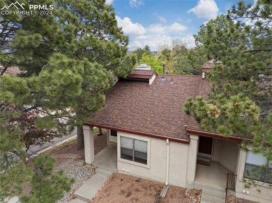 625 Autumn Crest Cir unit A, Colorado Springs, CO 80919 - photo 2