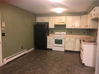 319 Privilege St unit 7, Woonsocket, RI 02895 - photo 4