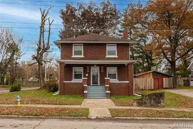 420 W Church St, Benton, IL 62812 - photo 2