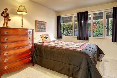 8420 SE 47th St, Mercer Island, WA 98040 - photo 5