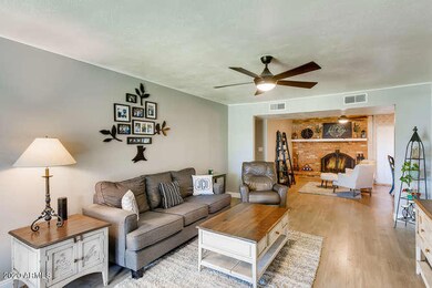 3233 E Emerald Circle Mesa AZ-small-006-