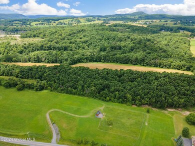 6-web-or-mls-00GrovenorsCornersRd_06