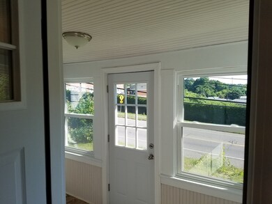 294 Cherry St, Holyoke, MA 01040 - photo 4