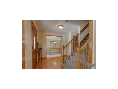 8006 Schweiger Dr, Lenexa, KS 66219 - photo 4