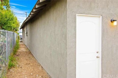 2143 E Hatchway St, Compton, CA 90222 - photo 7