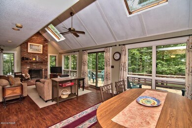 378 Lakewood Dr, Hamlin, PA 18427 - photo 6