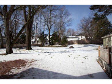 40 Raymond St, Nashua, NH 03064 - photo 4