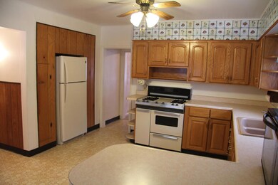 Kitchen V (1)