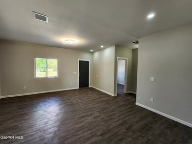 352 Milton Rd, El Paso, TX 79915 - photo 3