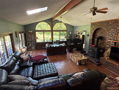 8346 Rucker Rd, Grosse Ile, MI 48138 - photo 6