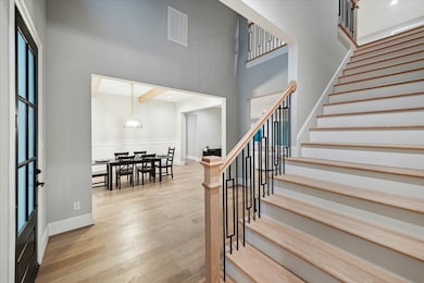 10226 Pine Forest Rd, Houston, TX 77042 - photo 2