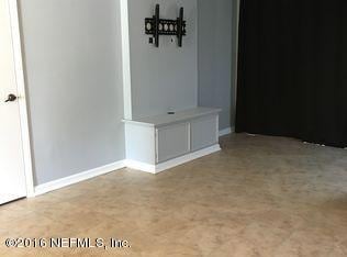 2759 Hidden Village Dr, Jacksonville, FL 32216 - photo 6