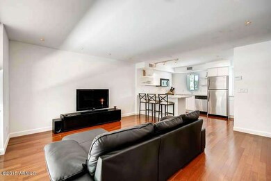 7601 E 2nd St Unit 27-small-004-Living R