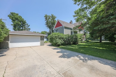 1122 Fillmore St, Alexandria, MN 56308 - photo 6