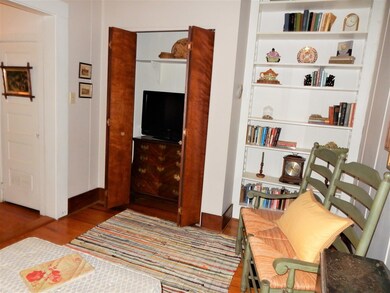 206 W Orchard St, Fredericksburg, TX 78624 - photo 6