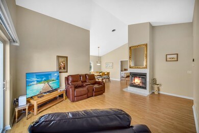 357 Azalea Dr, Hobart, IN 46342 - photo 2