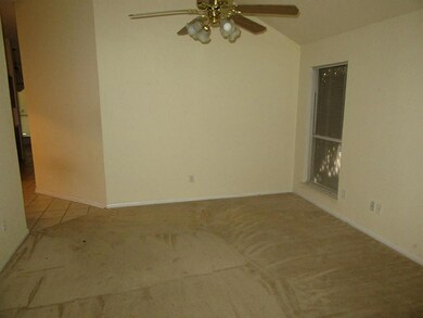 9450 Coast Bridge St, Houston, TX 77075 - photo 2
