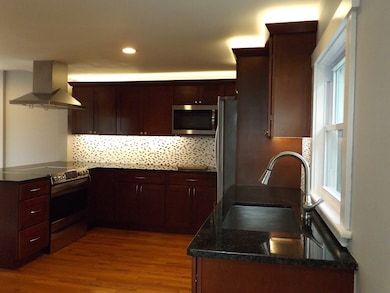 679 Read St, Attleboro, MA 02703 - photo 2