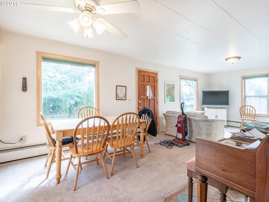 Living Room/Dining Room