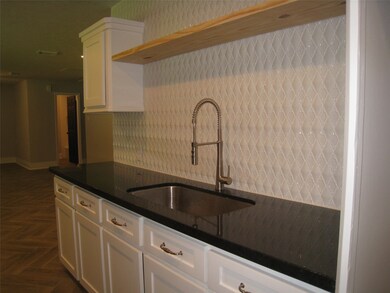 918 Pilot Point Dr, Houston, TX 77038 - photo 4