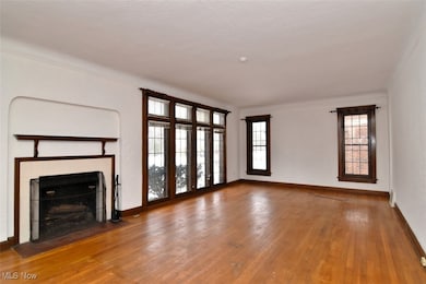 3563 Latimore Rd, Shaker Heights, OH 44122 - photo 4